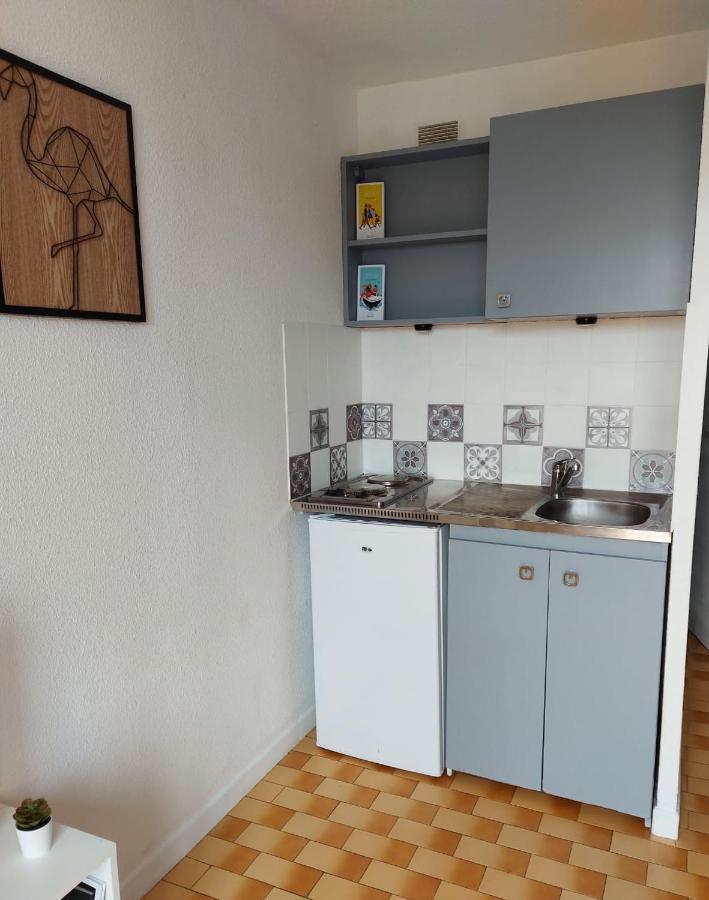 Апартаменты Coquet Studio Avec Belle Terrasse Ла-Лонд-ле-Мор Экстерьер фото